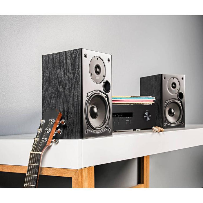 Polk T15 | Bookshelf Speakers - Black - Pair-Sonxplus St-Sauveur