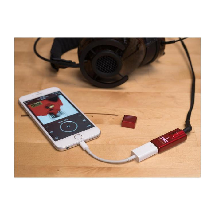 Audioquest DragonFly | DAC Amplifier / Headphone USB Type A - Output 2.1v - Rouge-Sonxplus St-Sauveur