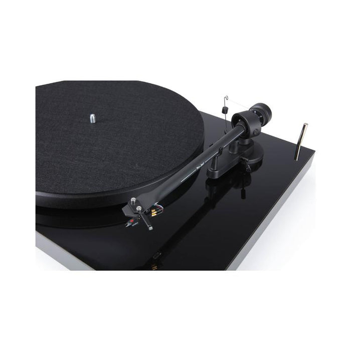 Pro-Ject DEBUT III PHONO SB BT | Turntable - Bluetooth - MDF chassis - Dust cover - Black Piano-Sonxplus St-Sauveur