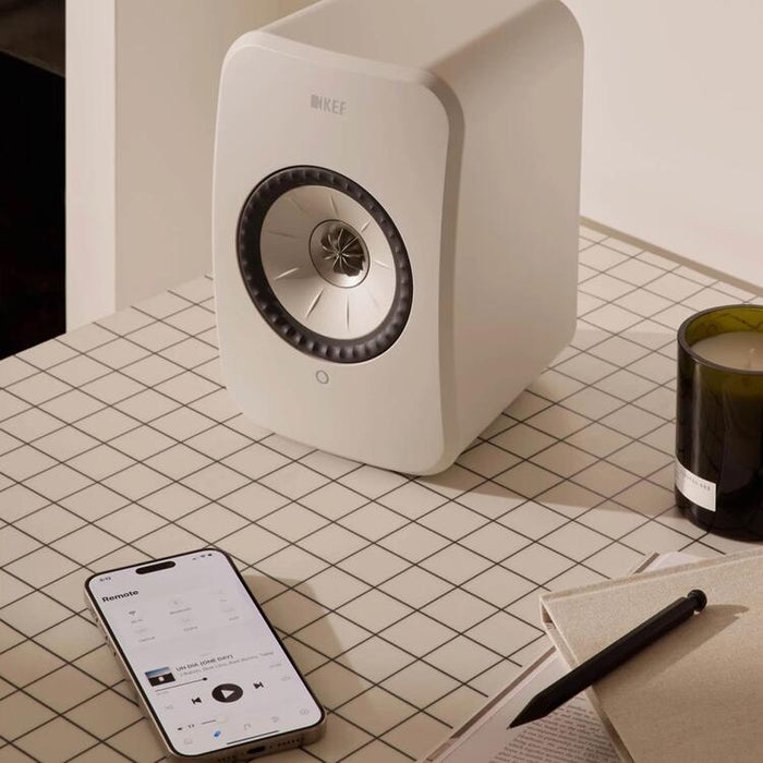 KEF LSX II LT | Wireless HiFi Speakers - Compact & Versatile - Pebble White - Pair-Sonxplus St-Sauveur