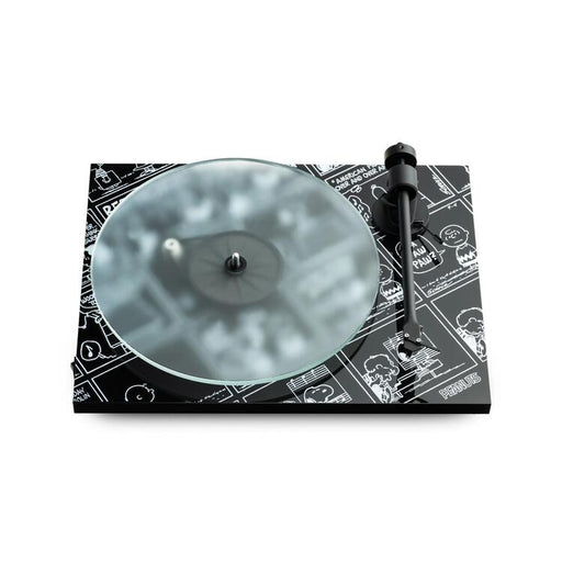 Pro-Ject PJ37900767 | Turntable - Peanuts - OM10 - Limited Edition-Sonxplus St-Sauveur
